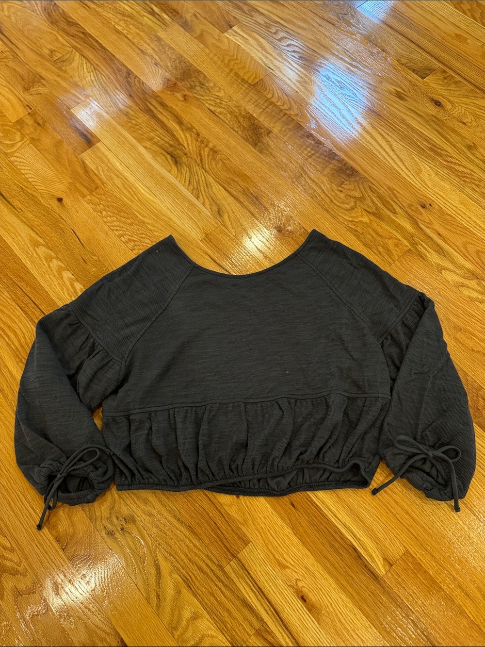 Charcoal Aerie Women's Ruched Hem Long Sleeve Top